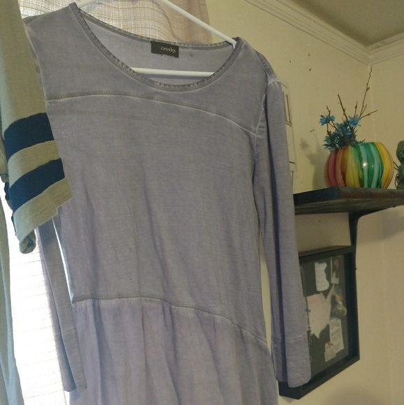 Clothes - Picture 2 of 6